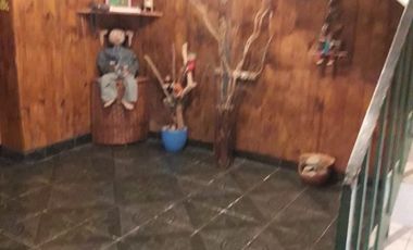 Casa para 2 Familias en venta en Bernal Oeste