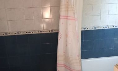 Casa para 2 Familias en venta en Bernal Oeste