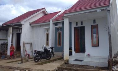 Rumah dijual di Sambongsantren, Jombang, Jombang, Jawa Timur