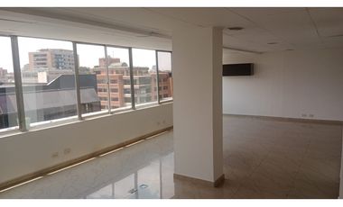 SE ARRIENDA OFICINA PARQUE FRANCIA LOCALIDAD USAQUEN