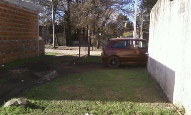 Casa en VENTA en Barrio San Martín de Guernica con dos dormitorios