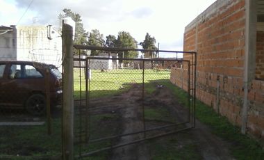 Casa en VENTA en Barrio San Martín de Guernica con dos dormitorios