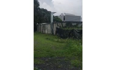 ALQUILER DE TERRENO EN PARQUE LEFEVRE 500 MTS