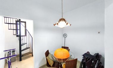 Rumah 3 Lt SHM 15 Menit ke Pamulang Square Dibantu KPR J-46607