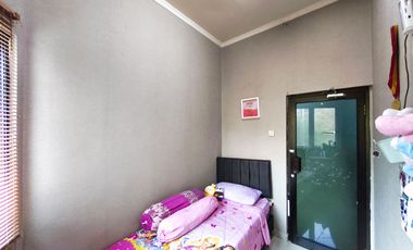 Rumah 3 Lt SHM 15 Menit ke Pamulang Square Dibantu KPR J-46607