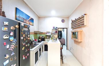 Rumah 3 Lt SHM 15 Menit ke Pamulang Square Dibantu KPR J-46607