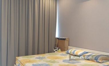 Rumah Dengan Taman Hijau di Taman Parahyangan Sentul City