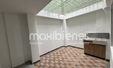 casa en arriendo en  el carmelo. Cod A66517