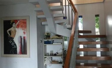 DIJUAL RUMAH VILLA MEWAH NYAMAN LUAS DI MEKARWANGI LEMBANG BANDUNG