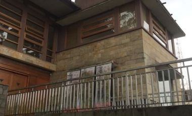 DIJUAL RUMAH VILLA MEWAH NYAMAN LUAS DI MEKARWANGI LEMBANG BANDUNG