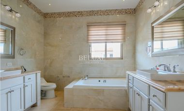 VENDO CASA DE LUJO EN FAIRWAY ESTATE, SANTA MARIA (10)