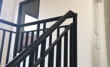 Disewakan Rumah Di Tebet Barat 3 + 1 KAMAR TIDUR (BARU DI RENOVASI)