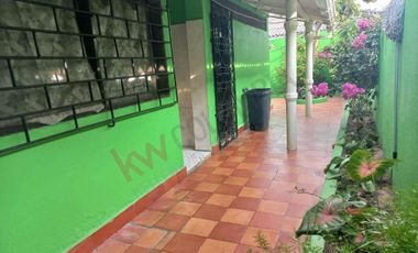Casa en venta  en ciudad jardín en Barranquilla - Colombia-8845