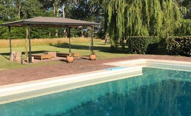 EXCELENTE CASA