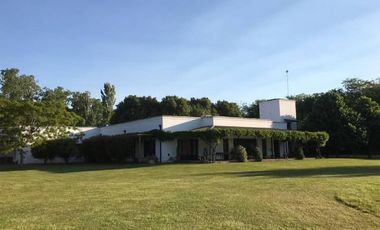 EXCELENTE CASA