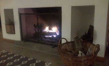 EXCELENTE CASA