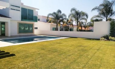 CASA EN VENTA EN  FRACCIONAMIENTO LOMAS DE COCOYOC, MORELOS