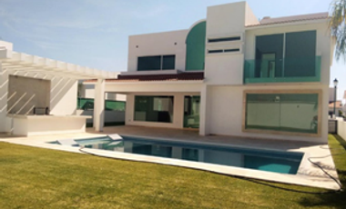 CASA EN VENTA EN  FRACCIONAMIENTO LOMAS DE COCOYOC, MORELOS