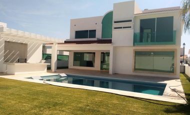 CASA EN VENTA EN  FRACCIONAMIENTO LOMAS DE COCOYOC, MORELOS