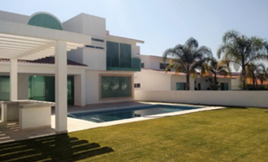 CASA EN VENTA EN  FRACCIONAMIENTO LOMAS DE COCOYOC, MORELOS