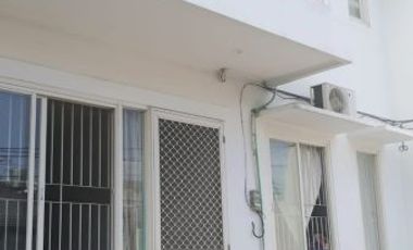 Dijual Rumah Siap Huni Lokasi di Jl. Kutisari Indah Utara Surabaya