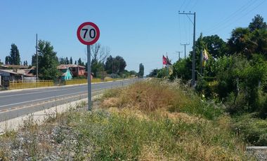 SE VENDE CASA CON TERRENO AMPLIO, EN SEMILLERO, YERBAS BUENAS.