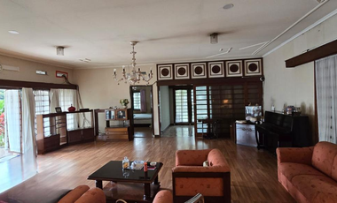 Rumah Lux Asri di Komplek Setrasari Indah Bandung