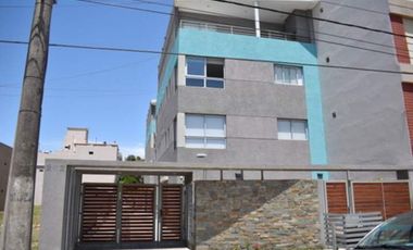 DEPARTAMENTO A METROS DEL MAR