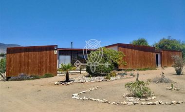 Parcela con casa en venta 3D 2B en Guanaqueros Coquimbo