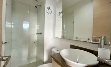 apartamento en arriendo en el esmeraldal. Cod A776269