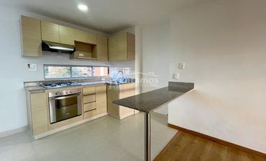 apartamento en arriendo en el esmeraldal. Cod A776269