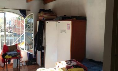 Local con deposito y vivienda