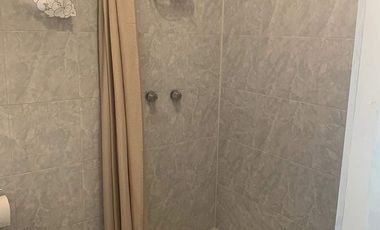 Departamento ejecutivo de una recámara totalmente amueblado y equipado