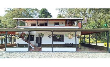 Venta de Casa Finca Piedras blancas - Guarne - Antioquia