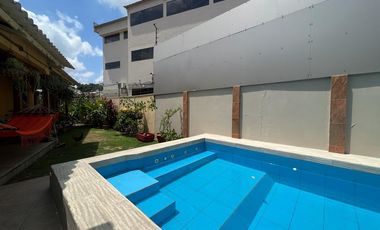 VENTA CASA  CENTENARIO CON PISCINA REMODELADA (JLR)