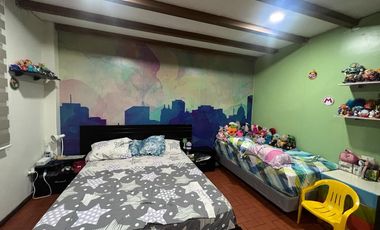 VENTA CASA  CENTENARIO CON PISCINA REMODELADA (JLR)