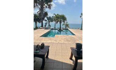 Punta Barco casa en venta frente al mar
