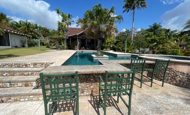 Punta Barco casa en venta frente al mar