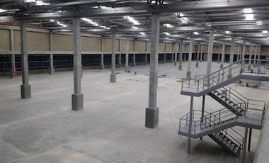 ARRIENDO de BODEGAS en LA ESTRELLA
