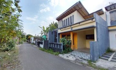 TERMURAH! 400 Jt-an Rumah Siap Huni Selatan Lapangan Seyegan