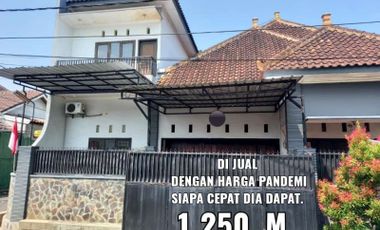 Dijual rumah mewah siap huni di Sawojajar Malang