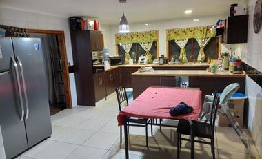SE VENDE HERMOSA CASA CAMINO JULIO SILVA
