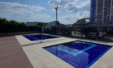 apartamento en arriendo en prados del este. Cod A1011