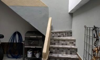CASA IMPECABLE, COMODA A UNA CUADRA DE AV. GALICIA - SANTA FE