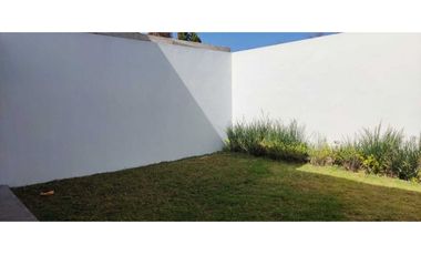 Estrena casa cerca del CV la Trinidad Amaxac de guerrero. Tlx