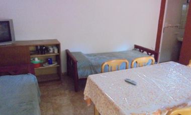 OPORTUNIDAD CHALET 3 AMBIENTES + 2 DEPTOS 2 AMB - ZONA NORTE-CON GAS NATURAL
