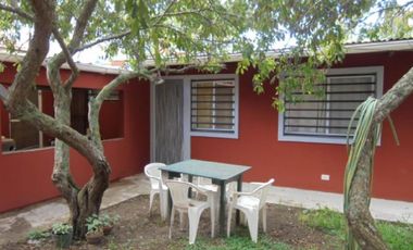 OPORTUNIDAD CHALET 3 AMBIENTES + 2 DEPTOS 2 AMB - ZONA NORTE-CON GAS NATURAL