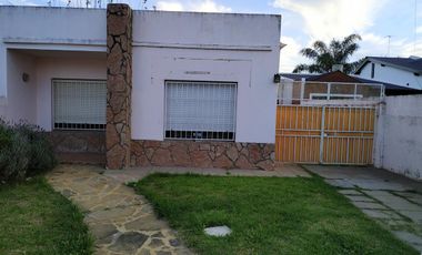 Casa en Venta - B° El Mirador, Luján.