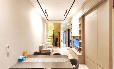 Rumah 3 Lt SHM 10 Mnt ke Siloam Hospitals Kebon Jeruk Siap KPR J-41268