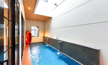 Rumah 3 Lt SHM 10 Mnt ke Siloam Hospitals Kebon Jeruk Siap KPR J-41268